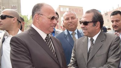 غرفة القاهرة تفتتح معرض 