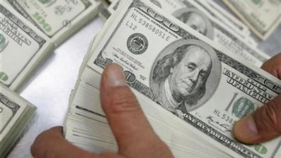 الدولار ينخفض أمام الليرة التركية عقب فوز الحزب الحاكم في الانتخابات