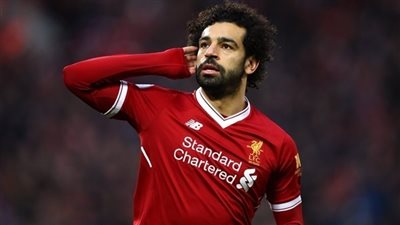 محمد صلاح يتحدث عن مواجهة برشلونة وميسي وإصابة كتفه (فيديو)