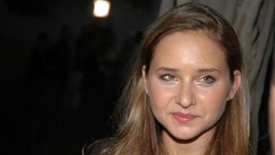 نيللى كريم تتزوج من باسم سمرة فى 