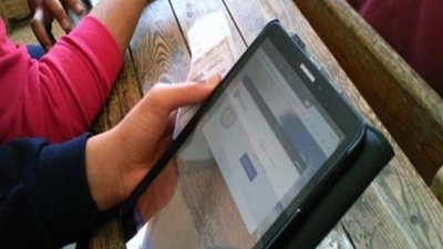 لطلاب أولى ثانوى.. الطريقة الصحيحة للإجابة عن أسئلة الامتحان (فيديو)