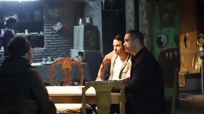 أمير كرارة ويسرا اللوزي في كواليس مسلسل 