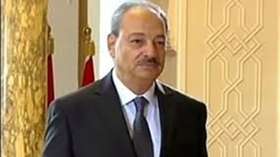 بعد إدانة مبارك.. النائب العام يطالب باسترداد الأموال المهربة