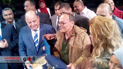 بالصور.. وزير الثقافة يكرم 