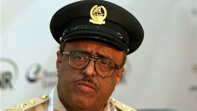 «خلفان»: قطر «مختطفة» من يوسف القرضاوي وعزمي بشارة