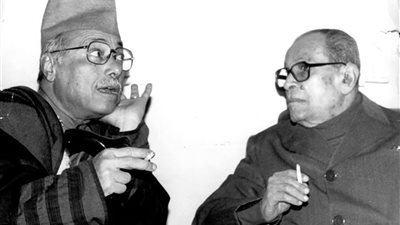 نجيب محفوظ في مصطبة السعدني