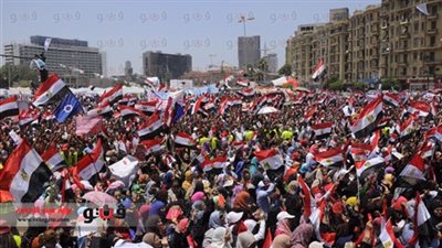 «بحر.. حرية.. إجازة اجتماعية».. قطع الطرق يحرم الجامعيين من المصايف.. «التحرير» بديل مؤقت لـ«المصيف».. تامر: الإسكندرية لا تختلف عن القاهرة في مظاهراتها.. نادين: استمرار 