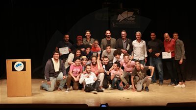 «إلى حد الجنون» يفوز بلقب مهرجان الساقية الرابع عشر للمونودراما (صور)