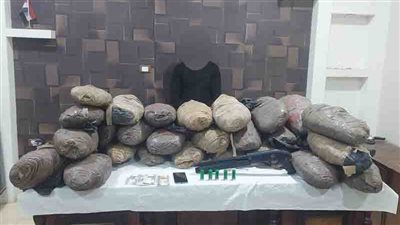 كمين أمني يضبط سيارة بداخلها 60 كيلو بانجو بالشرقية