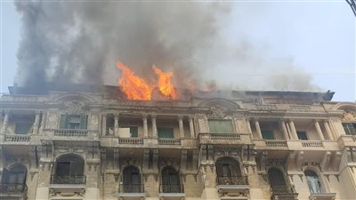 النيابة تنتدب المعمل الجنائي لبيان سبب حريق محل الموسكي
