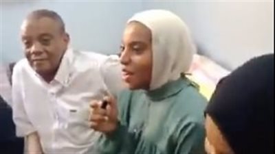 بث مباشر | أسرة عائشة حسن الثالثة مكرر ابنة الإسكندرية: مكنتش مصدقة إنها هتبقى من المتفوقين 