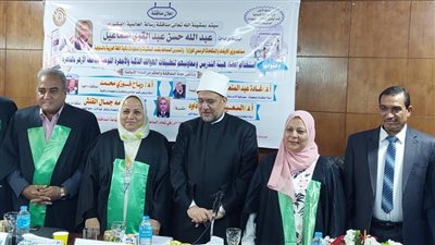 وزير الأوقاف يهنئ مساعده لحصوله على درجة الدكتوراه