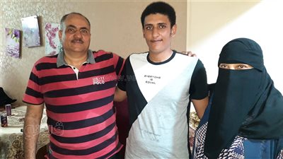 الرابع علمي علوم: حلمي الالتحاق بطب قصر العيني وأبى هو مثلى الأعلى