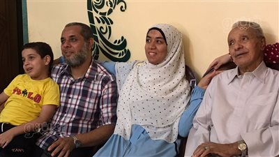 مريم حسن الثانية على الشعبة العلمية: مهووسة بالذكاء الاصطناعي | فيديو وصور