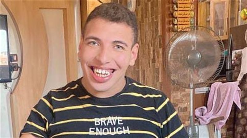 الطالب احمد احد أوائل