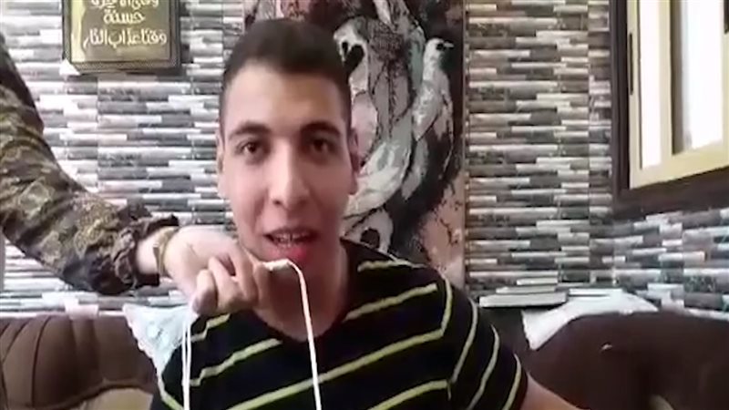 الطالب احمد احد أوائل