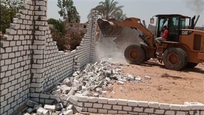 استرداد مساحة 5421 مترا من أراضي وأملاك الدولة بالإسماعيلية