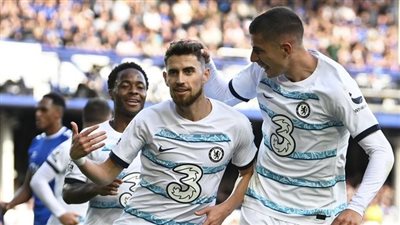 تشيلسي يفوز على إيفرتون بصعوبة في الدوري الإنجليزي