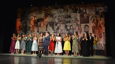 بين الدراما والكوميديا.. كيف أبدع خالد جلال في تقديم مسرحية 