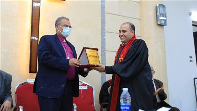 رئيس الإنجيلية يشهد تنصيب قس جديد في أسيوط ويفتتح قاعة للخدمات
