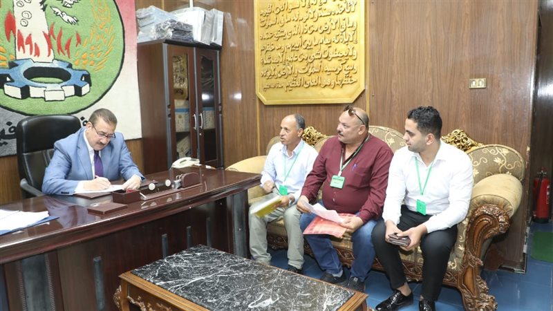 محافظ المنوفية خلال
