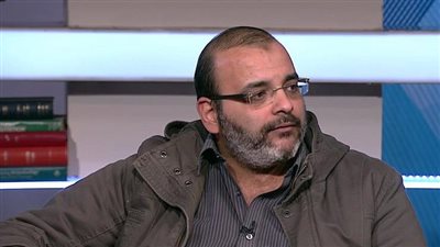 أيمن بهجت قمر عن دلال عبد العزيز: سايبه ذكرى جميلة في قلوب محبينك