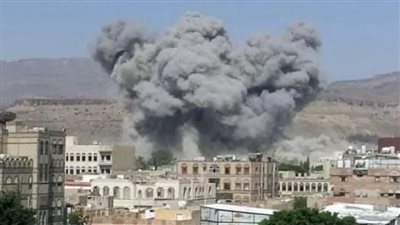 انفجارات عنيفة تهز صنعاء.. والحوثيون يفرضون طوقًا أمنيًّا حول الموقع