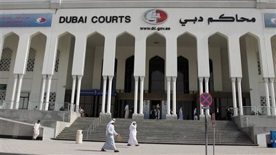 محكمة إماراتية تخفف الحكم على آسيويين متهمين بالخطف والضرب