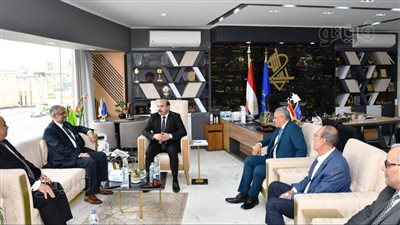 محافظ أسوان: مركز الخدمات الحكومية النموذجى هو الأول من نوعه|صور