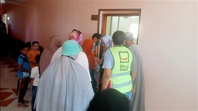 علاج 469 مواطنا خلال قافلة لجامعة قناة السويس بقرية البياضية