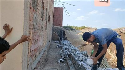 إزالة سور ببناء مخالف في وردان بمنشأة القناطر | صور