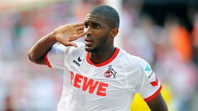 رسميا.. دورتموند يتعاقد مع المهاجم الفرنسي موديست