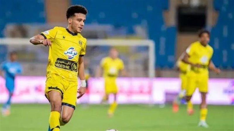 مصطفى فتحي لاعب نادي
