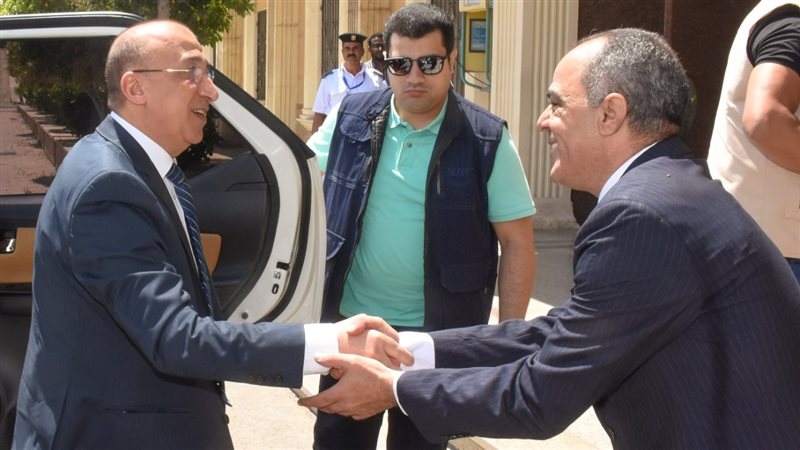  محافظ الإسكندرية