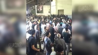 لحظة دفن جثمان فتاة الشرقية.. والأهالي: 