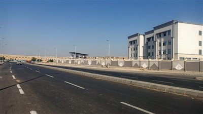 الإسكان: انتهاء تطوير وتوسعة المحور الغربي بالعبور