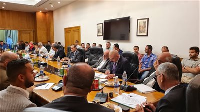 شعبة الورق تطالب البيئة بإلغاء غرامات الصرف الصناعي