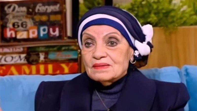 الفنانة رجاء حسين