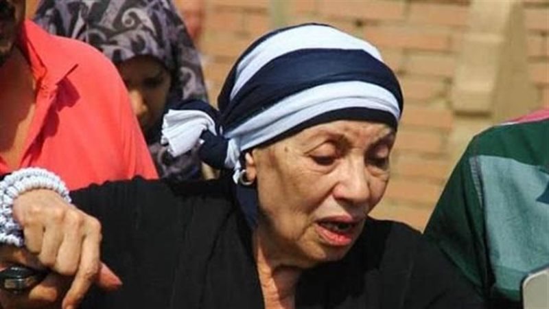 الفنانة رجاء حسين