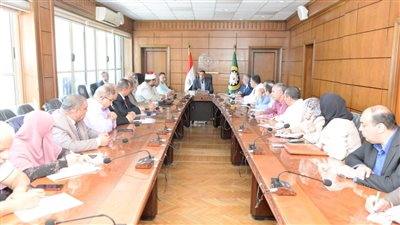 اجتماع طارئ لوضع خطة شاملة لترشيد استهلاك الكهرباء بالمصالح الحكومية في الدقهلية