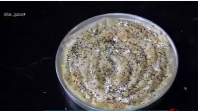 وجبة متميزة.. اعرفي طريقة عمل فطيرة الجلاش باللحمة الحلزونية | فيديو 