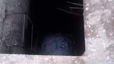 مصرع طفل سقط في بئر صرف صحي بأسيوط 