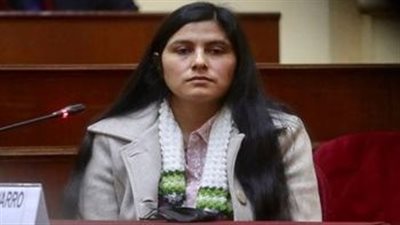بعد تفتيش قصر الرئاسة.. شقيقة رئيس بيرو تسلم نفسها للنيابة