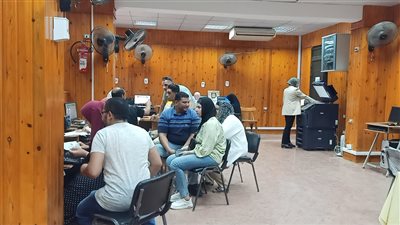 نصائح مدير تنسيق جامعة المنصورة لطلاب الثانوية العامة في تسجيل الرغبات | فيديو وصور 