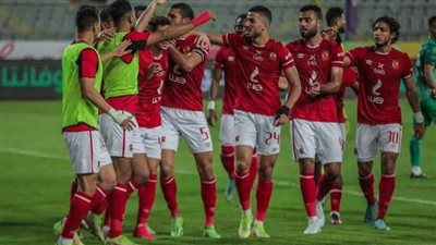 اليوم.. ثلاثي الأهلي ينتظم في التدريبات الجماعية 