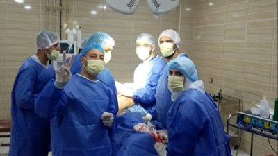 إجراء عملية نادرة لأول مرة بقسم جراحة العظام بمستشفى أبو حماد المركزي