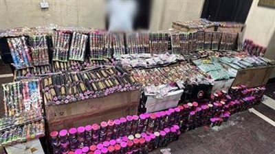 ضبط أكثر من 2 مليون وحدة ألعاب نارية داخل مخزن بالقاهرة 