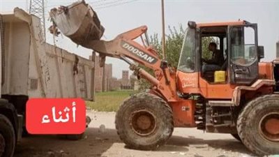 رفع 60 طن مخلفات وتراكمات بمنطقة القنطرة البيضاء بأوسيم | صور