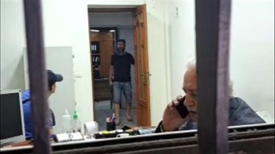 حملة تضامن واسعة مع محتجز الرهائن في أحد البنوك بلبنان | فيديو 