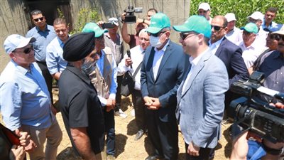 وزير التعاون والتنمية الدولية الكندي يتفقد المدارس الحقلية بكفر الشيخ